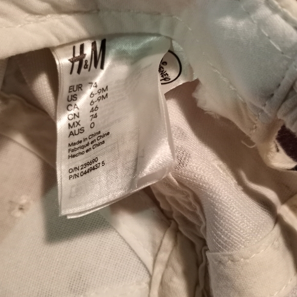 Mickey Hat (6-9M) & Mickey Coverall (6-12M) - Picture 6 of 6